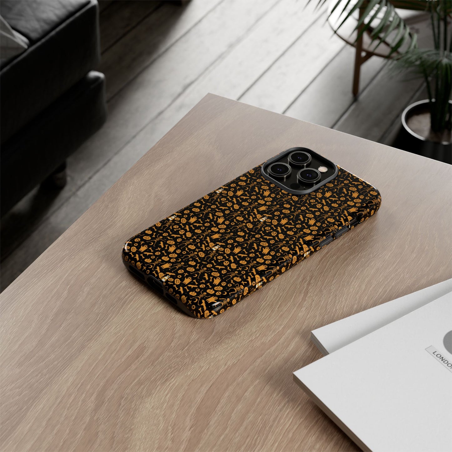 Spooky Icons Halloween Hard Phone Case – Glossy Orange & Black Pumpkin Ghost Pattern, Protective Fall Aesthetic