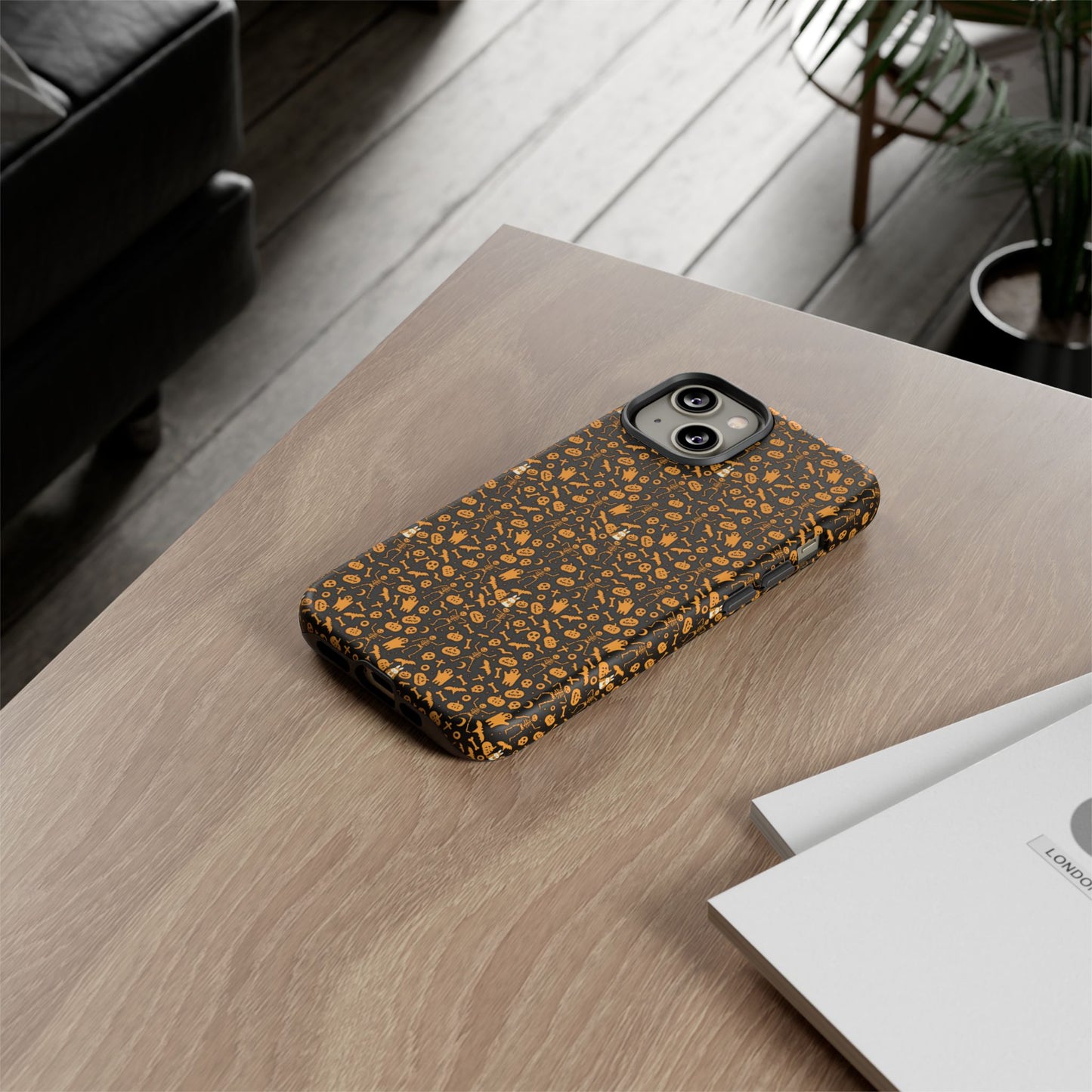 Spooky Icons Halloween Hard Phone Case – Glossy Orange & Black Pumpkin Ghost Pattern, Protective Fall Aesthetic